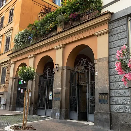 Borghese Magnolia