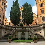 Borghese Magnolia *