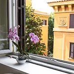 Borghese Magnolia * Rome
